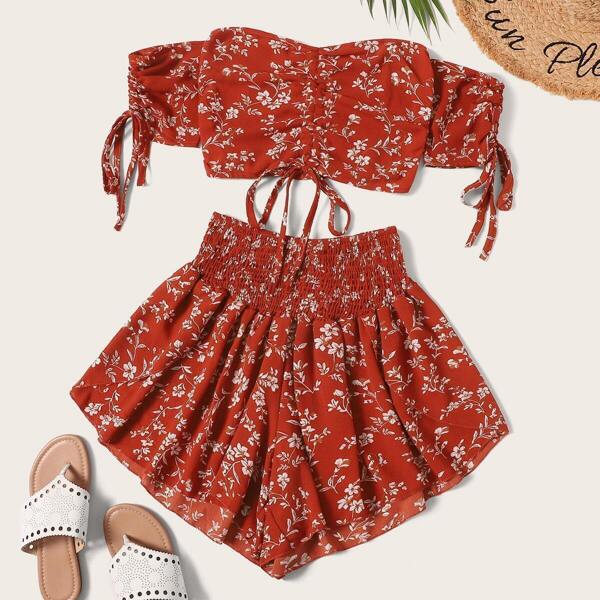 

Ditsy Floral Ruched Crop Top With Shirred Shorts, Red
