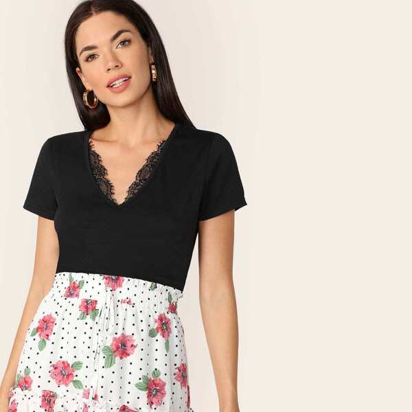 

V-neck Lace Insert Top