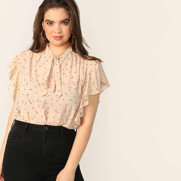 

Plus Tie Neck Ruffle Armhole Heart Print Blouse