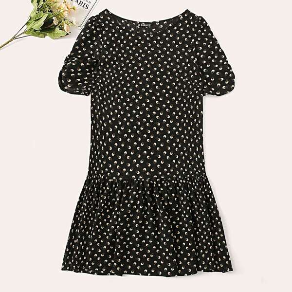 

Button Back Ruffle Hem Ditsy Floral Dress, Multicolor