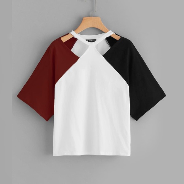 

Cut-out Neck Contrast Raglan Sleeve Tee, Multicolor