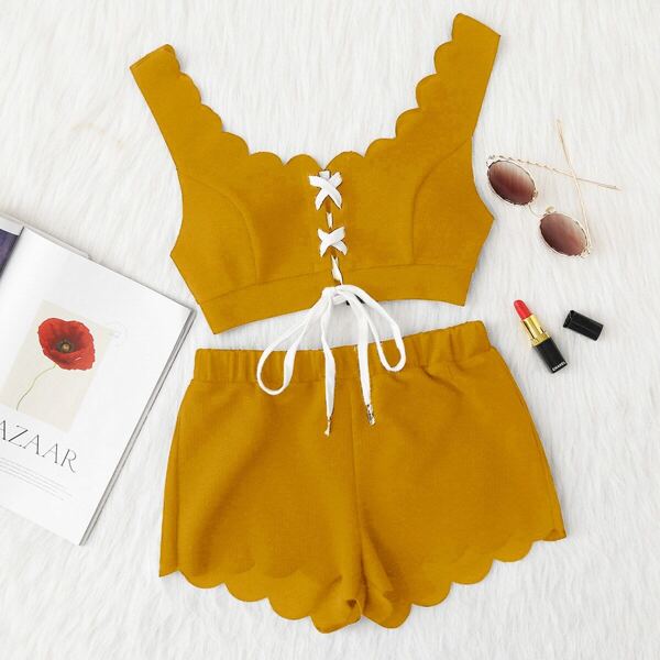 

Scallop Edge Lace-up Front Top and Shorts Set