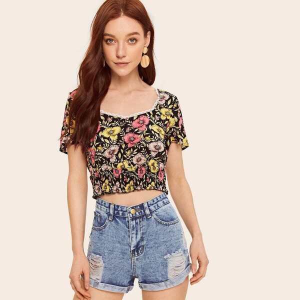 

Sweetheart Neck Shirred Hem Floral Crop Top, Multicolor