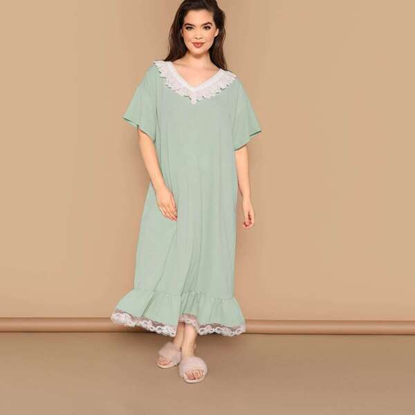 

Plus Contrast Lace Neck Ruffle Hem Night Dress, Green