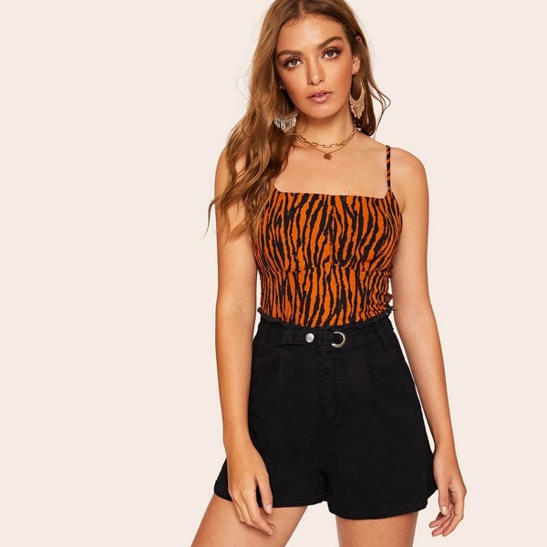 

Pocket Detail Button Fly Denim Shorts
