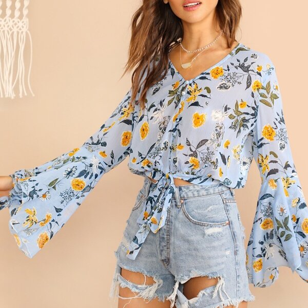 

Bell Sleeve Knot Front Botanical Print Blouse, Blue