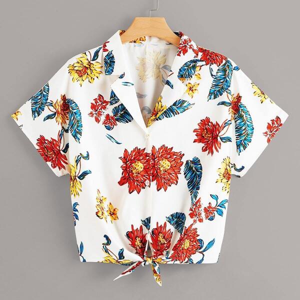 

Plus Floral Print Knot Hem Blouse