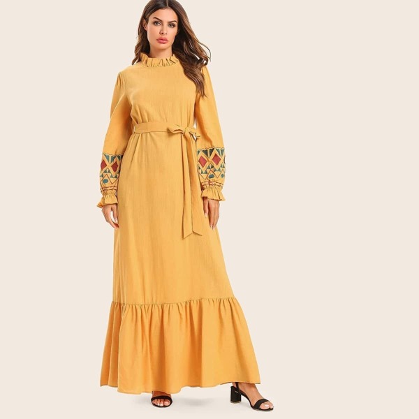 

Flounce Hem Embroidery Belted Dress