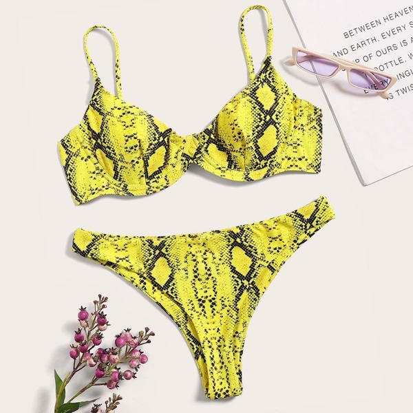 

Snake Print Underwired Top With Cheeky Bikini Set