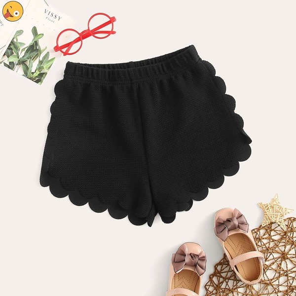

Girls Scallop Trim Solid Shorts