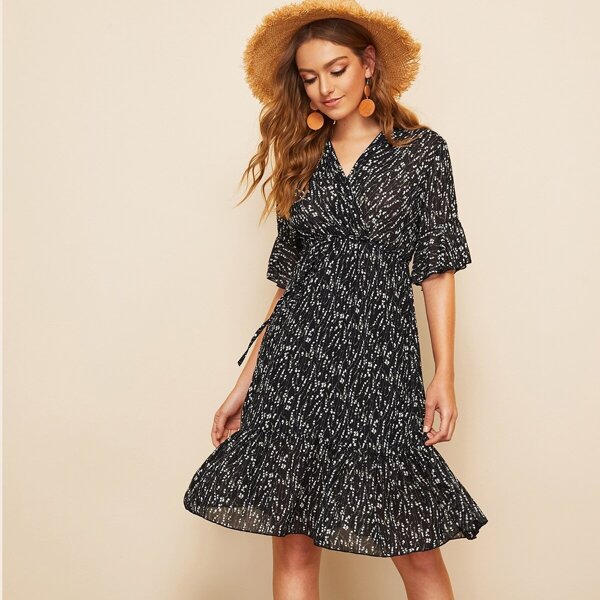 

Surplice Ditsy Floral Ruffle Hem Knot Side Dress