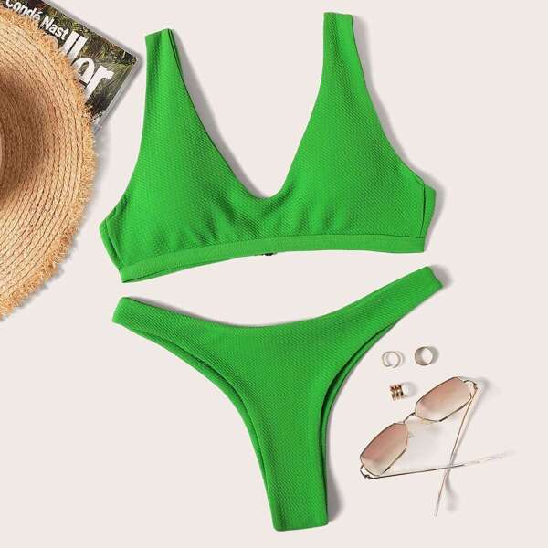 

Textured Top With Hipster Bikini Set