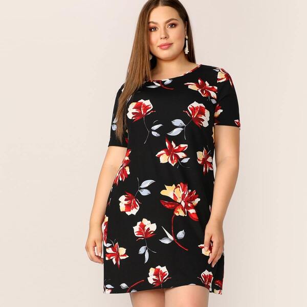 

Plus Round Neck Floral Print Dress