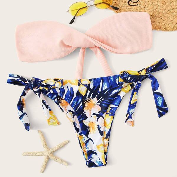 

Random Twist Bandeau Top With Tie Side Bikini Set