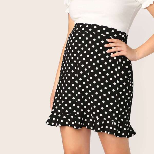 

Plus Ruffle Hem Polka Dot Skirt