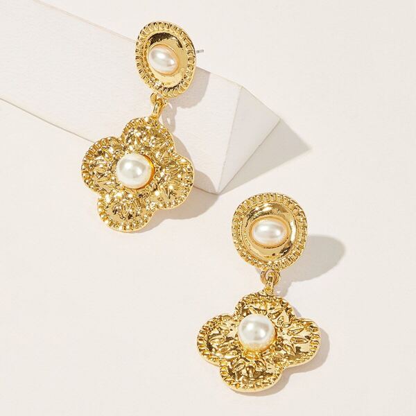

Faux Pearl Engraved Flower Drop Earrings 1pair