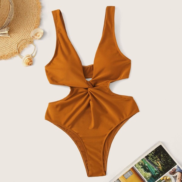 

Twist Front Cut-out One Piece Swimsuit