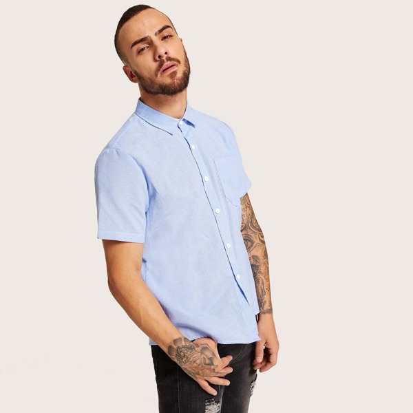 

Men Curved Hem Solid Shirt