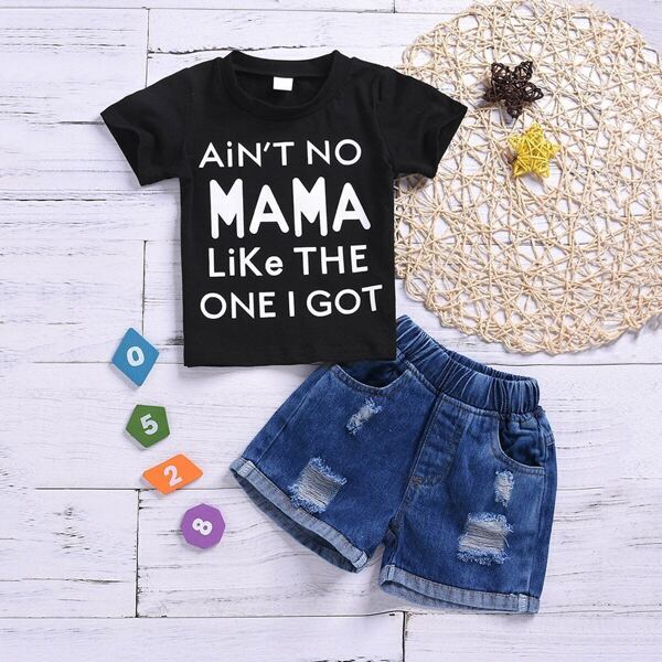 

Toddler Girls Letter Print Tee With Ripped Denim Shorts