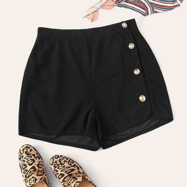 

Plus Buttoned Side Shorts, Black
