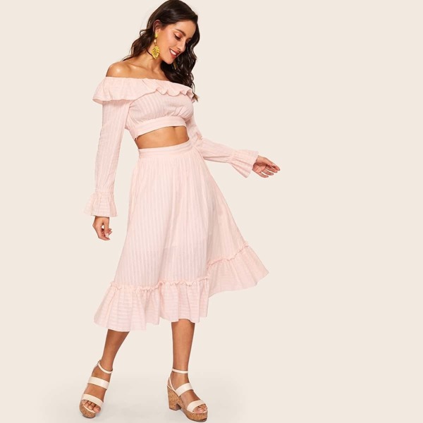 

Ruffle Off Shoulder Textured Crop Top & Skirt Set
