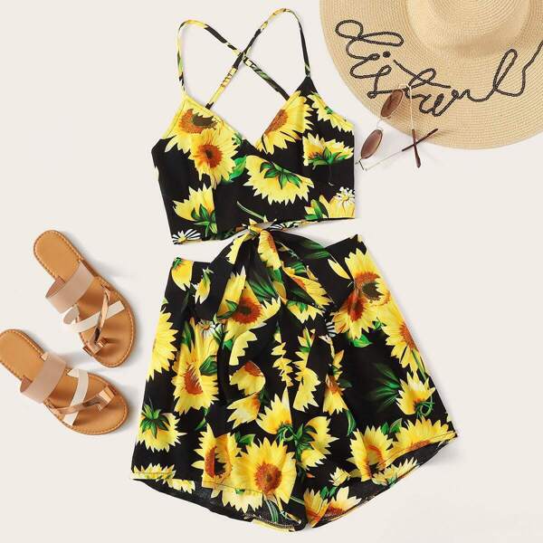 

Sunflower Print Knot Back Cami Top And Shorts