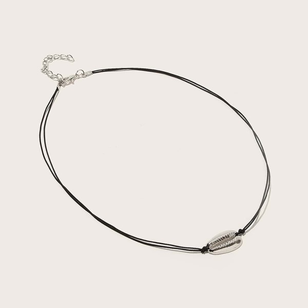 

Shell Pendant Necklace 1pc, Black