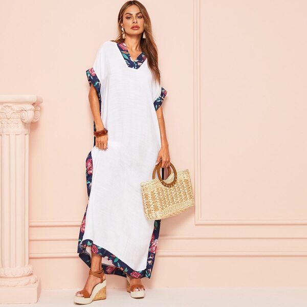 

V-neck Floral Print Hem Dress