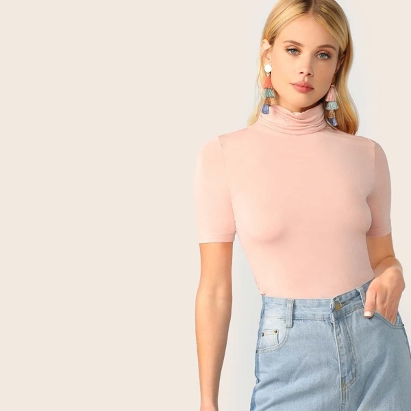 

Turtle Neck Form Fitted Top
