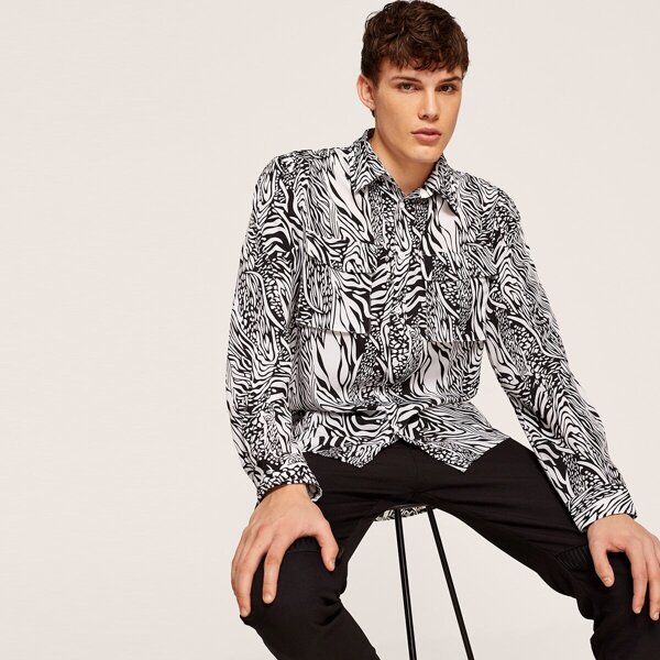

Men Flap Pocket Zebra Pattern Shirt, Black and white