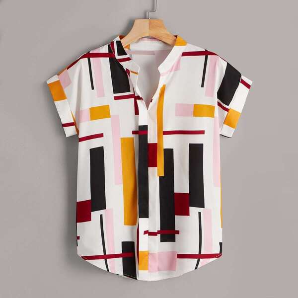 

Geo Print Curved Hem Blouse, Multicolor