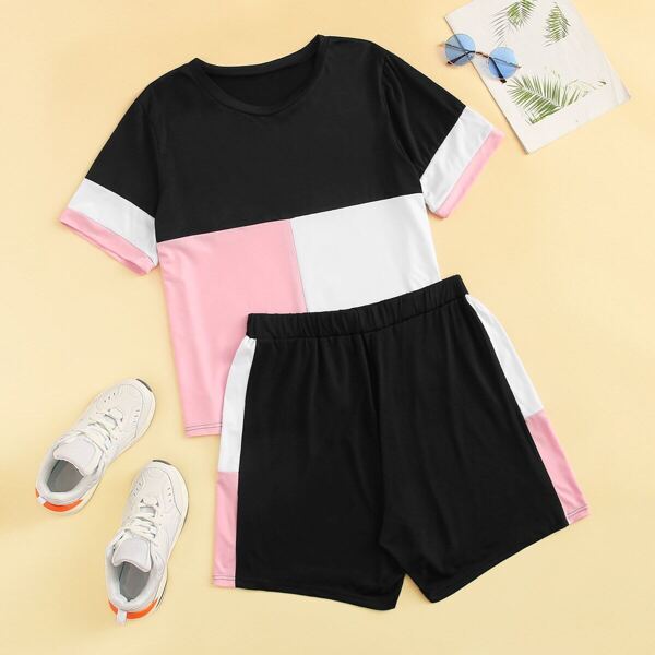 

Plus Cut And Sew Panel Tee With Shorts, Multicolor