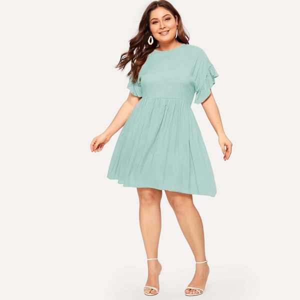 

Plus Contrast Ruffle Cuff Dress