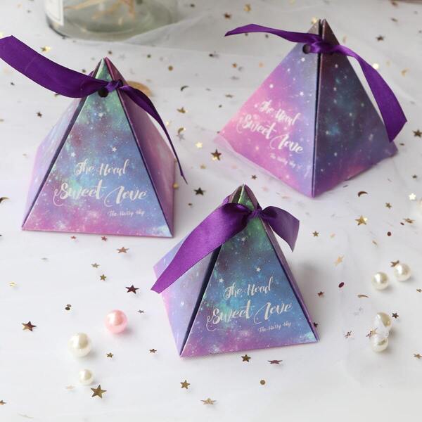 

Galaxy Print Triangle Candy Box 10pcs