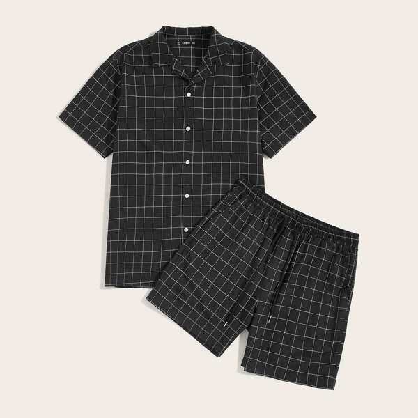 

Men Button Up Notched Grid Shirt & Shorts Set