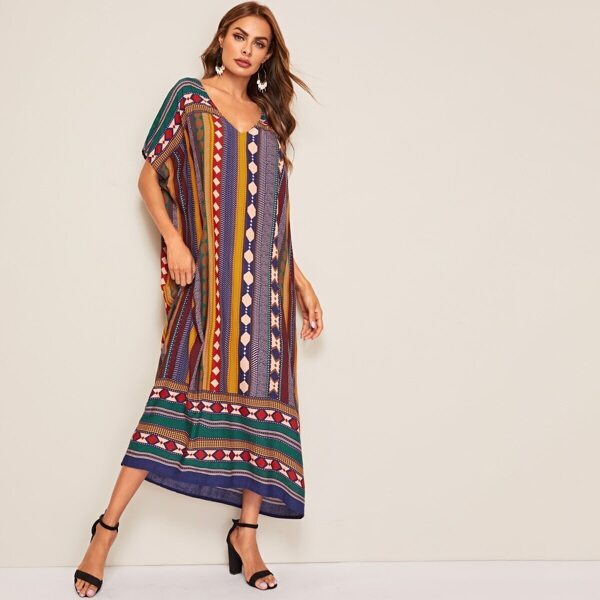 

V-neck Graphic Print Dress
