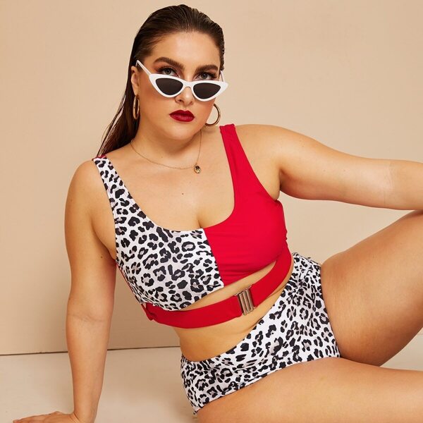 

Plus Leopard Buckle Top With High Waist Bikini, Multicolor