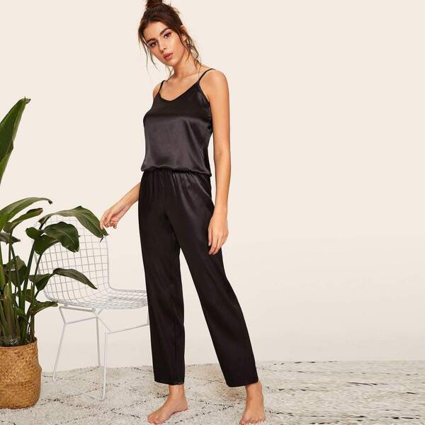 

Satin Cami Top & Pants Pajama Set