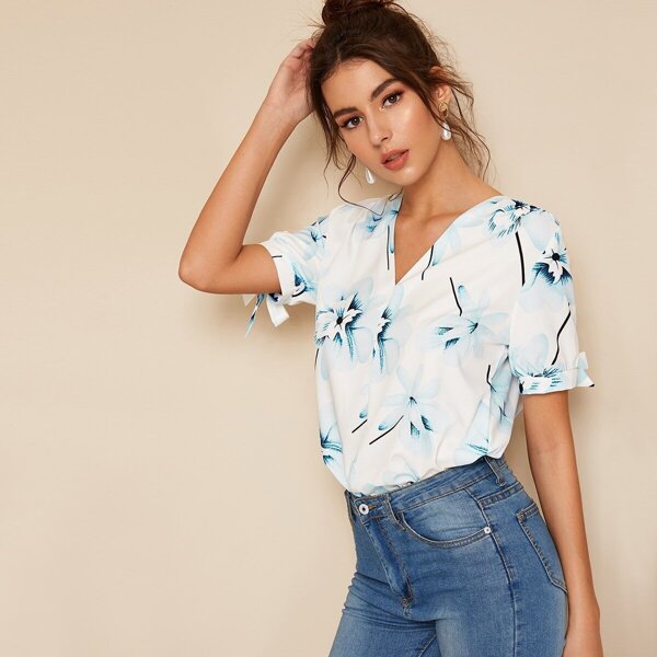 

Floral Print Knot Cuff V-neck Blouse, White