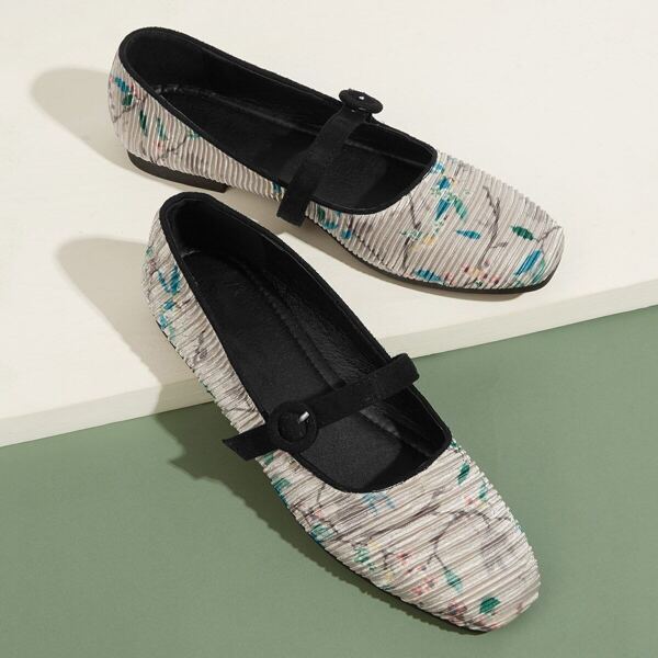 

Floral Detail Buckle Flats