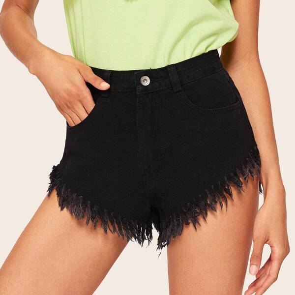 

Raw Hem Pocket Detail Denim Shorts