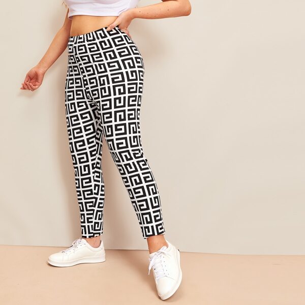 

Plus Greek Fret Print Leggings