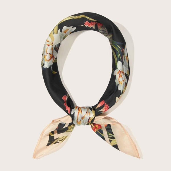 

Ditsy Floral Bandana