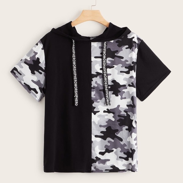 

Plus Contrast Panel Camo Print Letter Taped Drawstring Hooded Tee