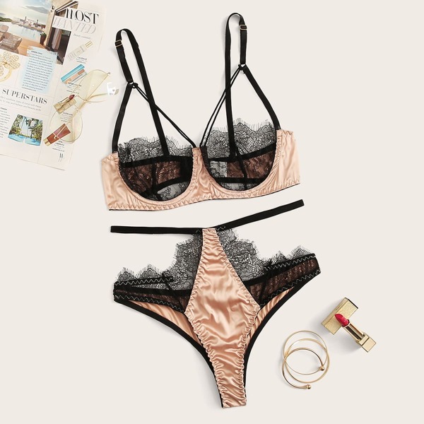 

Contrast Lace Harness Design Lingerie Set