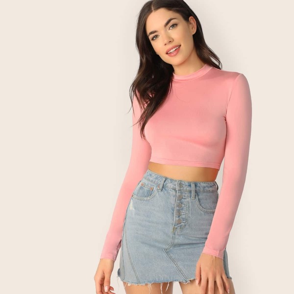 

Mock-neck Slim Fitted Crop Tee