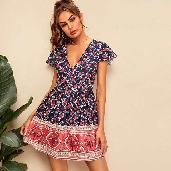 

Ditsy Floral Print V-neck Dress, Multicolor