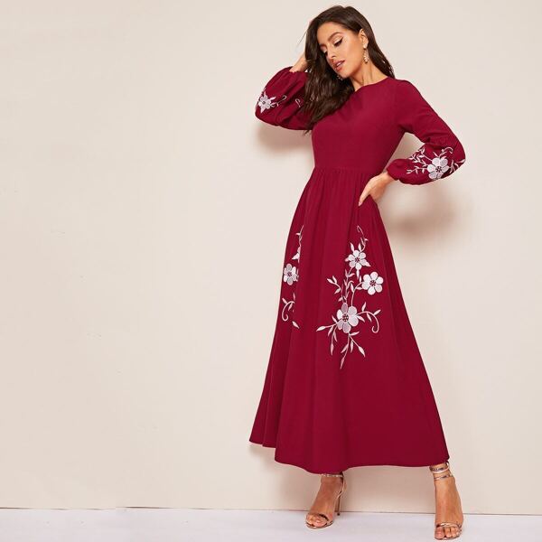 

Balloon Sleeve Floral Embroidered Hijab Dress, Burgundy