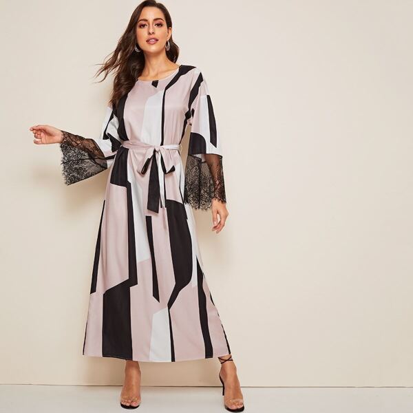 

Eyelash Lace Cuff Self Belted Colorblock Hijab Dress, Multicolor