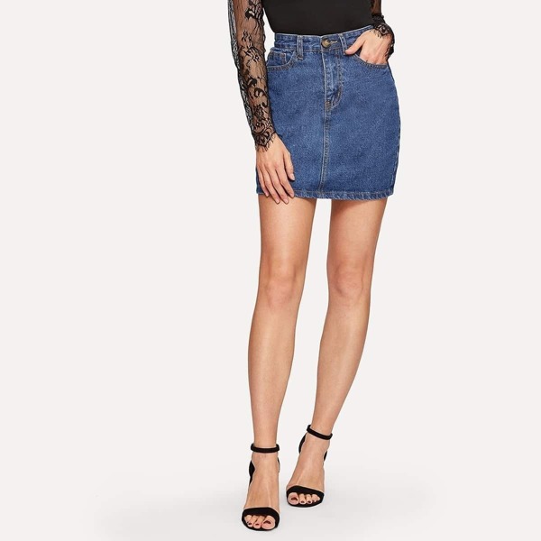 

Pocket Detail Stitch Detail Denim Skirt